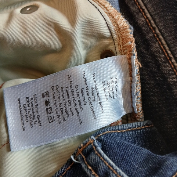 EddieBauer Slightly Curvy High Rise Slim Straight 12 - Picture 8 of 14